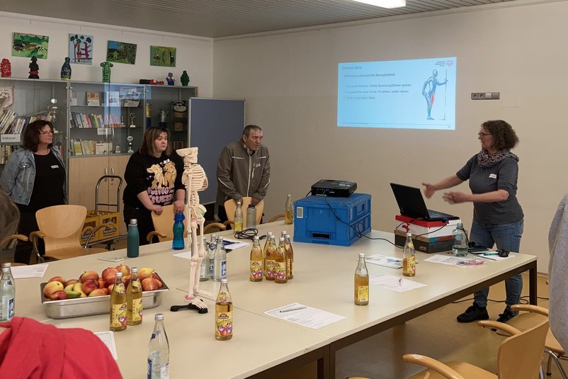 SOBY Seminar "Bewegte Pause - Aktive Pause" in den Regensburger Werkstätten der Lebenshilfe (Bild: Lebenshilfe Regensburg/Gerl)